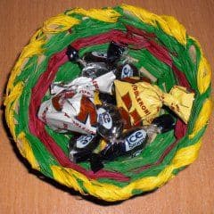 Artikelbild Körbchen aus Bast herstellen