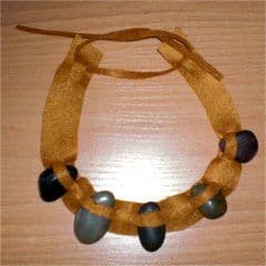 Artikelbild Kleine Hinkelstein-Kette  basteln