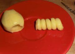 Kartoffelspiralen schneiden