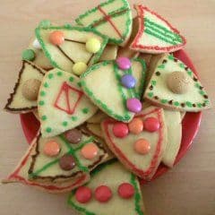 Artikelbild Wappenkekse mit kleinen Rittern backen