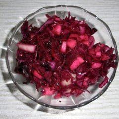 Apfelrotkohlsalat